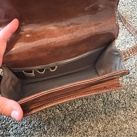 Traditions Pleather Brown Tooled Floral Purse & Wallet Set w/ Rhinestones - Picture 3 of 15